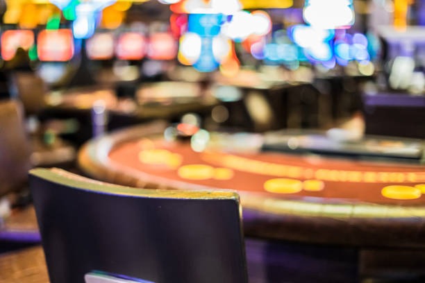 Lucky Neko slot game interface showing five reels and payout table on ohtogel alternatif